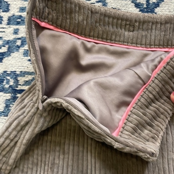 Boden Wide Wale Corduroy Knee Length Preppy Skirt - Picture 7 of 12